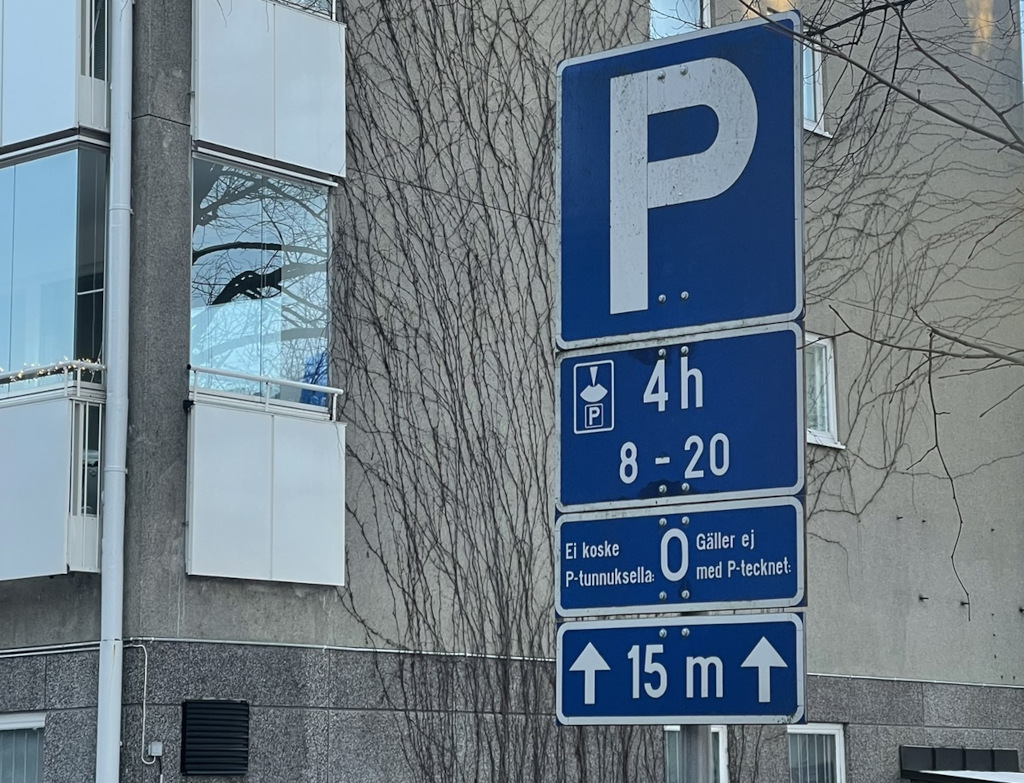 Simple multipart parking sign